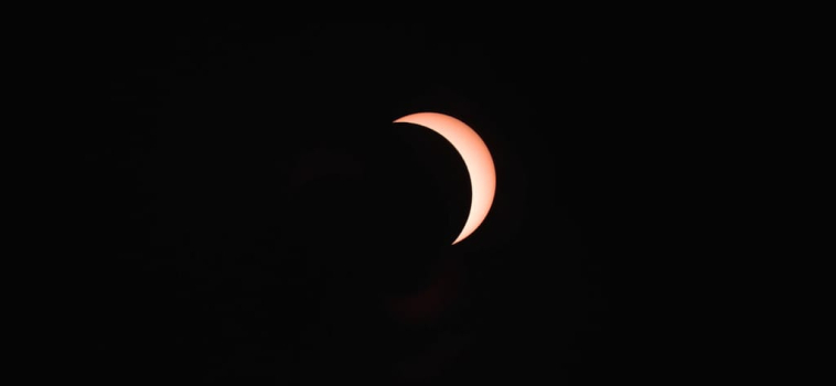 Eclissi di Sole del 12 agosto 2026: dove vederla in Italia, orari e percentuali di copertura