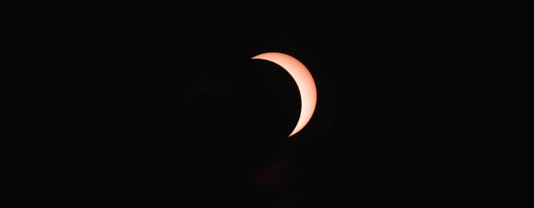 Eclissi di Sole del 12 agosto 2026: dove vederla in Italia, orari e percentuali di copertura