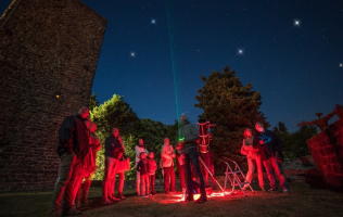 Martedì 1 giugno arriva “La Notte di Stelle” al Castello di Petroia