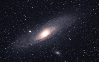 Riflettori su M31, la Galassia di Andromeda, visibile anche ad occhio nudo