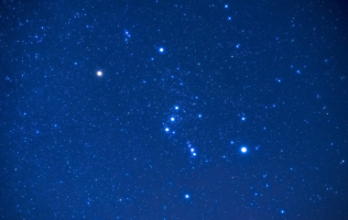 Dall’eclissi penombrale parziale alle Quadrantidi, gli eventi astronomici nel cielo di gennaio 2020